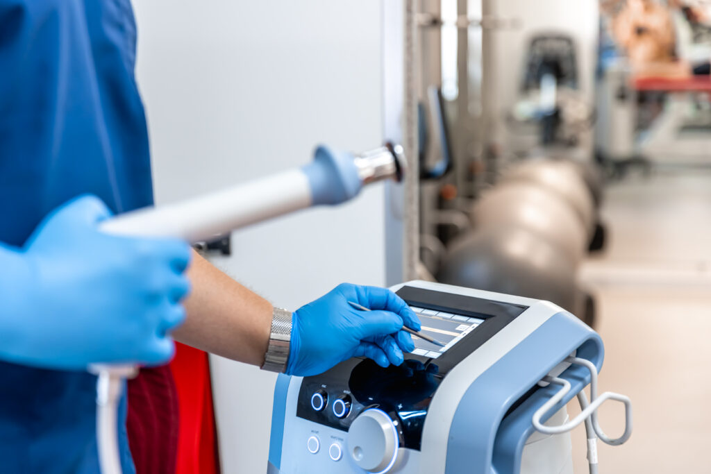 Rezum Treatment in Abu Dhabi using advanced minimally invasive technology in a modern urology clinic setting.